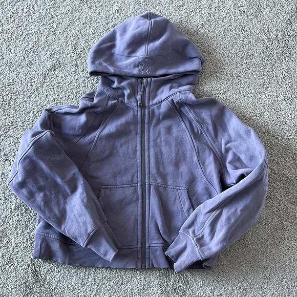 SOLD Lululemon Scuba front pocket full zip Hoodie / size M/L - Picture 1 of 8